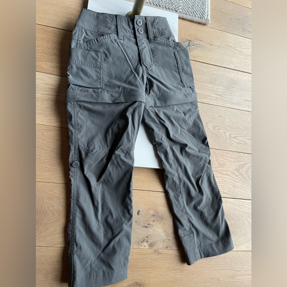 REI kids outdoor pants. Convertible to shorts or can button up length.